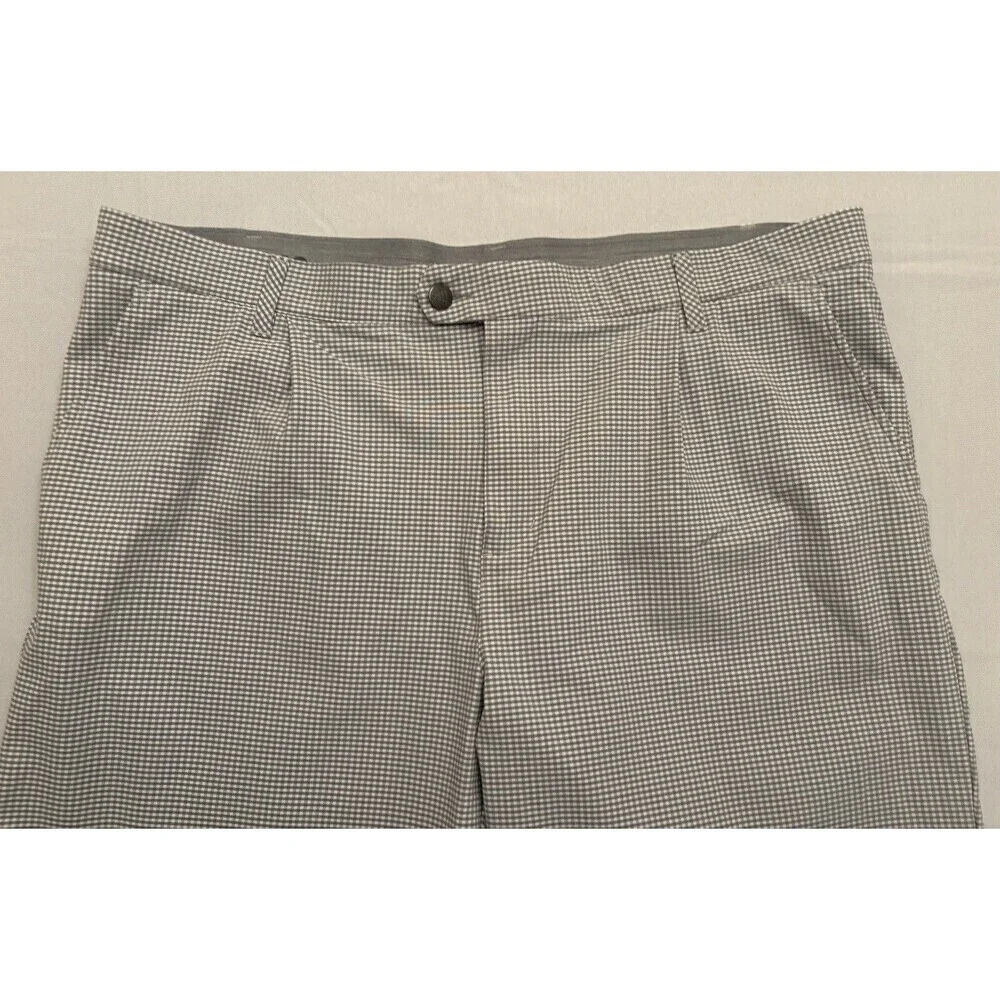 ADIDAS Gray Gingham Golf Short Men's 40 Performance 10
